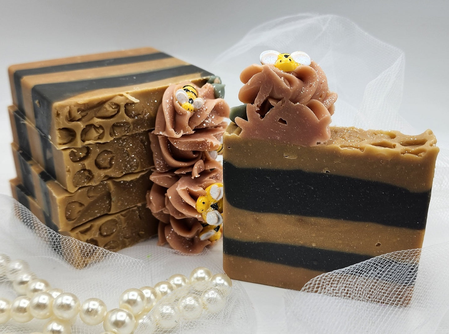 OATMEAL, MILK & HONEY ARTISAN SOAP / Bar Soaps / Gift Idea / Handmade Soap / Real Soap