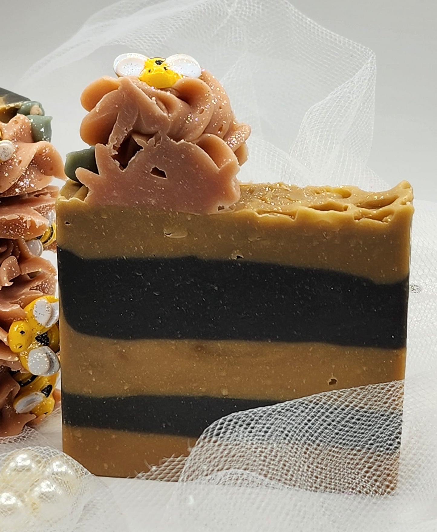 OATMEAL, MILK & HONEY ARTISAN SOAP / Bar Soaps / Gift Idea / Handmade Soap / Real Soap