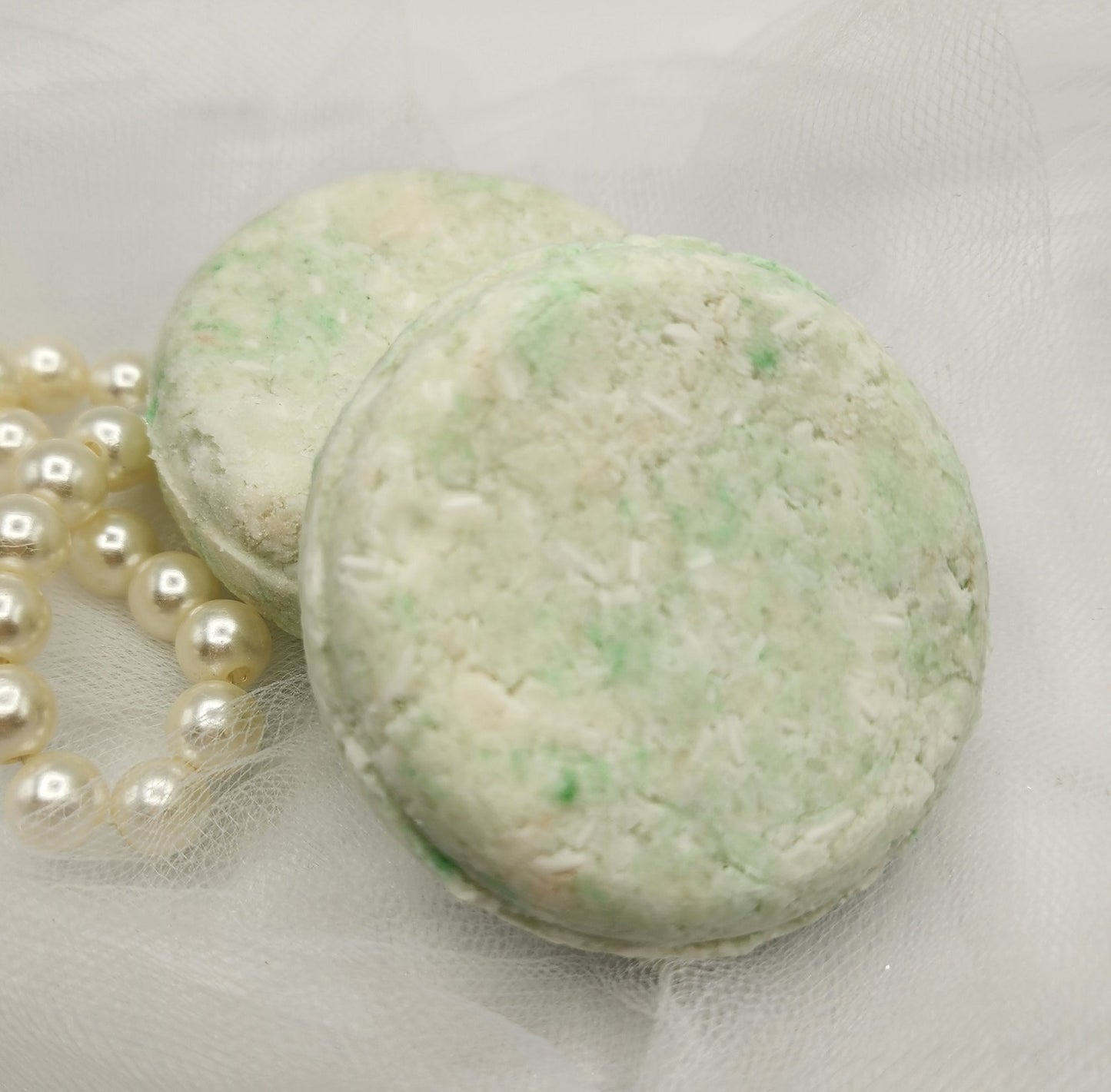 HONEYSUCKLE SPRING SHAMPOO Bar / Rapunzel Locks / Paraben Free / Sulfate Free / Shampoo Bars / Plastic Free / Enviromentally Friendly