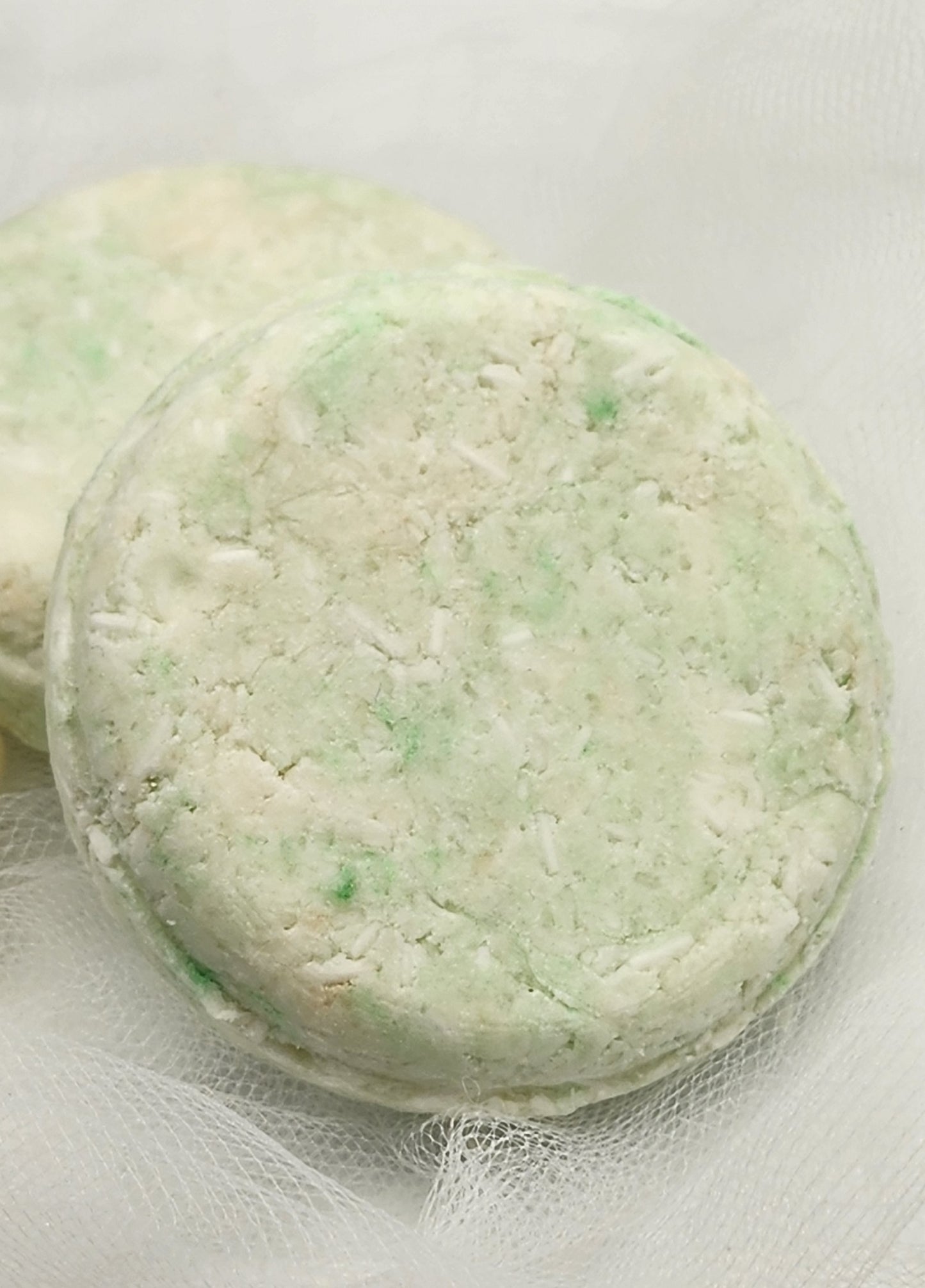 HONEYSUCKLE SPRING SHAMPOO Bar / Rapunzel Locks / Paraben Free / Sulfate Free / Shampoo Bars / Plastic Free / Enviromentally Friendly