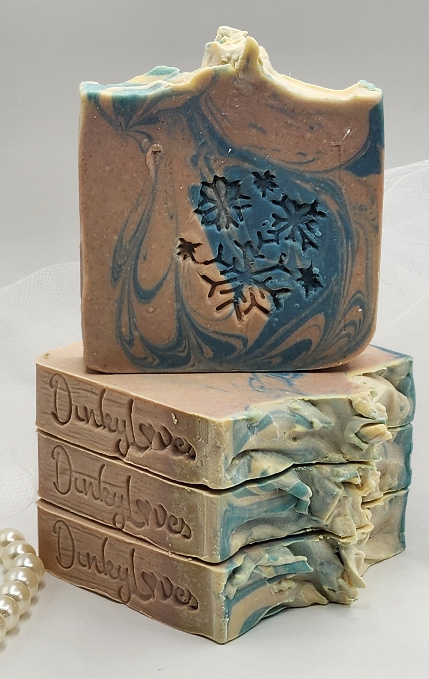 COZY COMFY WEATHER / GOAT'S MILK SOAP / FALL SOAPS / AUTUMN SOAP / Bar Soap / Gift Soap / Gift Idea / Handmade Soap / Cold Process Soap