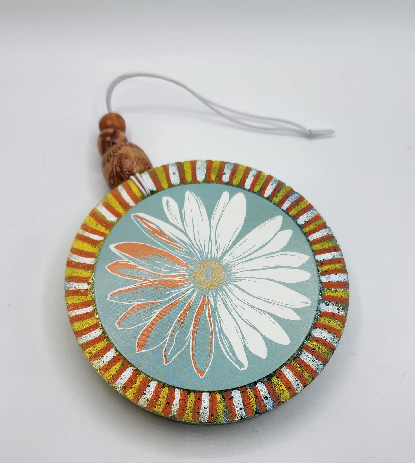 FLOWER / BREEZES & SUNSHINE / CAR FRESHIE / PEACH SHAPE / Car Air Freshners / Car Freshners