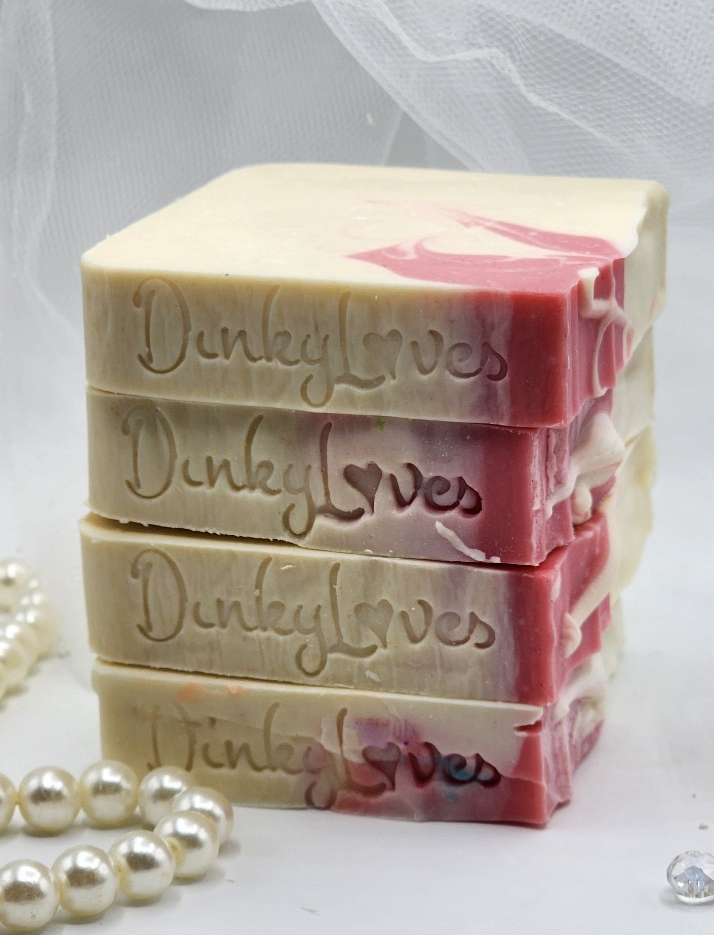 MACINTOSH APPLE / GOAT'S MILK SOAP / FALL SOAPS / AUTUMN SOAP / Bar Soap / Gift Soap / Gift Idea / Handmade Soap / Cold Process Soap