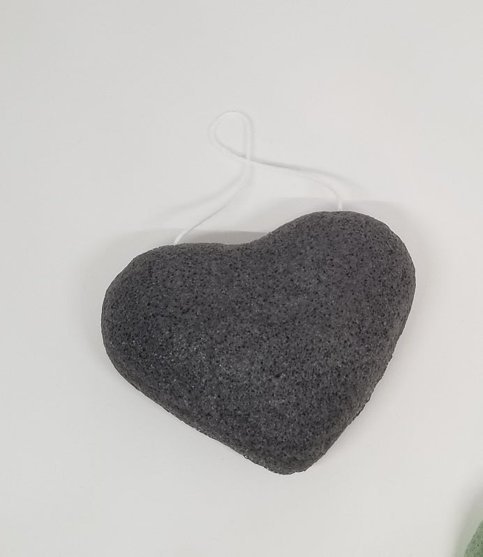 HEART SHAPED KONJAC FACIAL SPONGES / VEGAN FRIENDLY